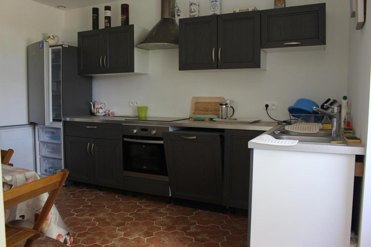Renovation Proche Et Holiday home Landevieille